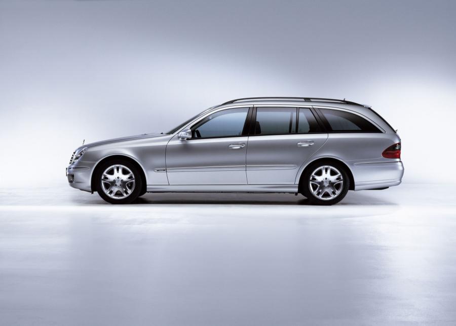  Mercedes-Benz E-Class Estate 2007 года  (фото 12 из 43)